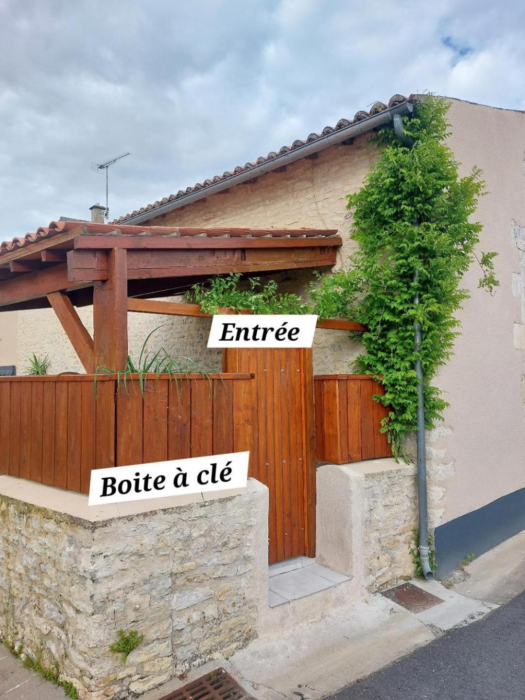 Les Petits Jardins De Cisse Chambre De Charme Buitenkant foto